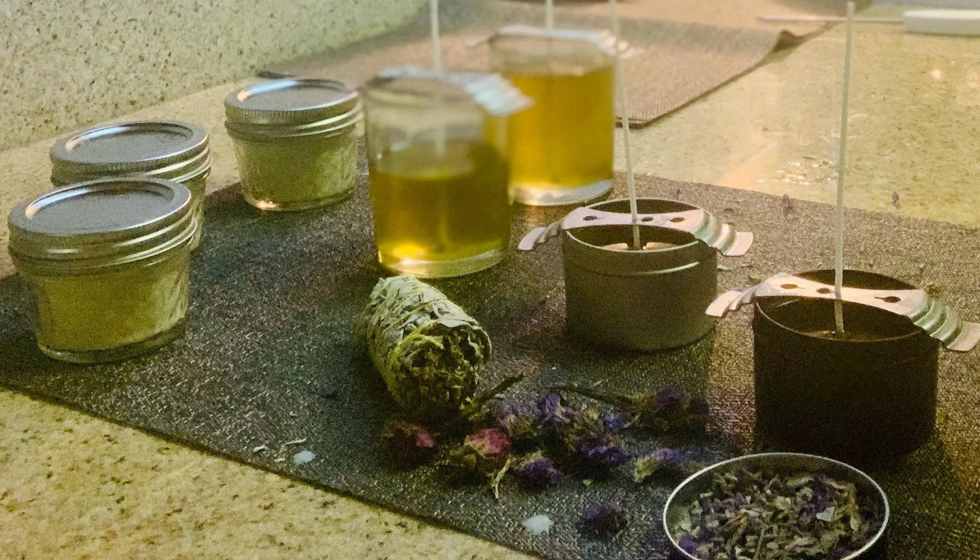 Calm Intentions Lavender Soy Candle – Stress Relief & Relaxation for Sensory Overload and Autism Support